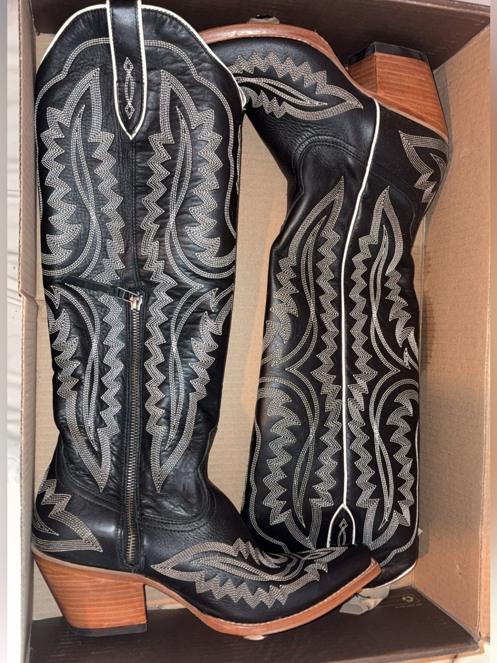 Ariat Casanova X Toe Western Cowboy Boots – New in Box